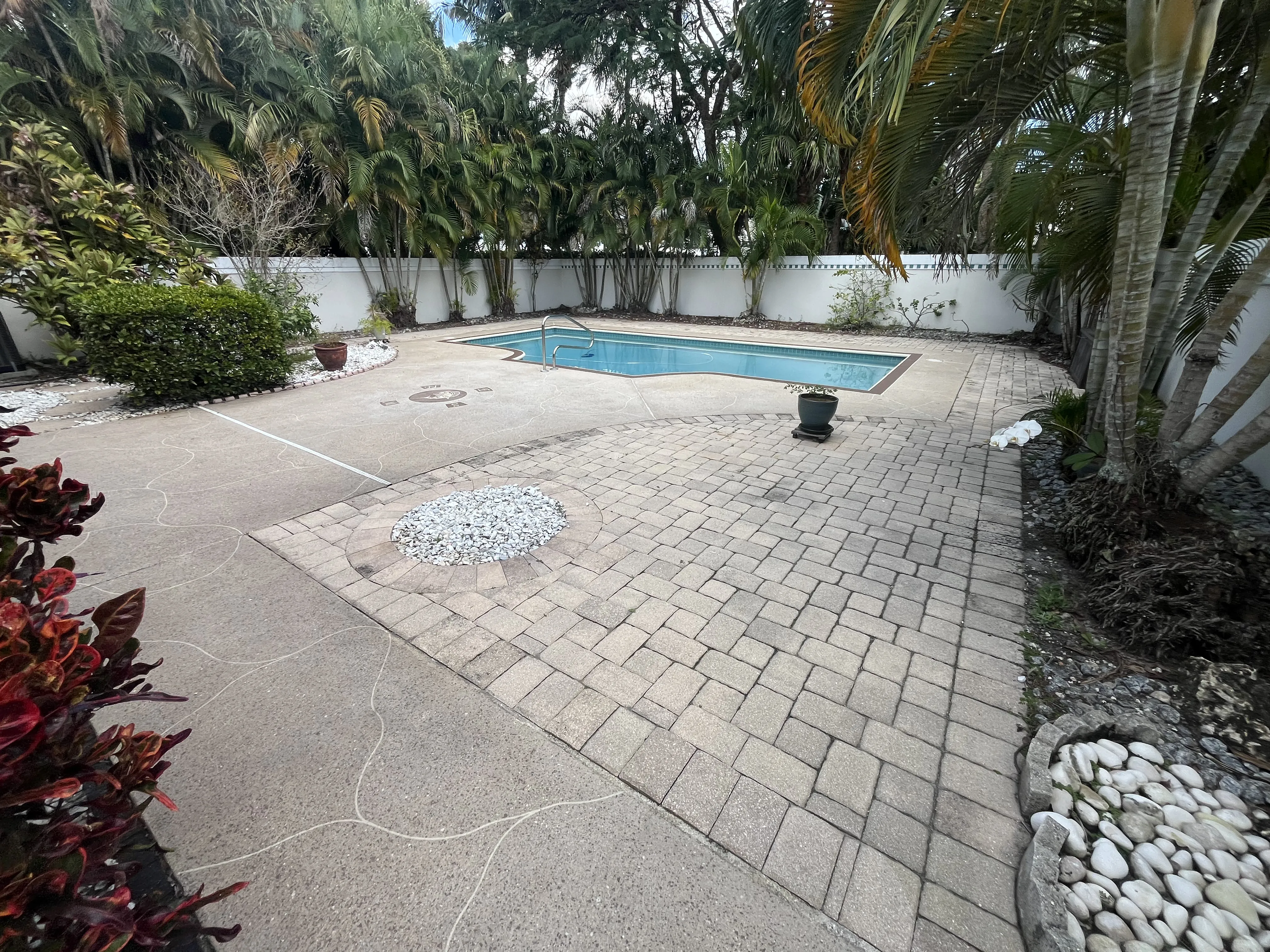 1200 Gator Trl image